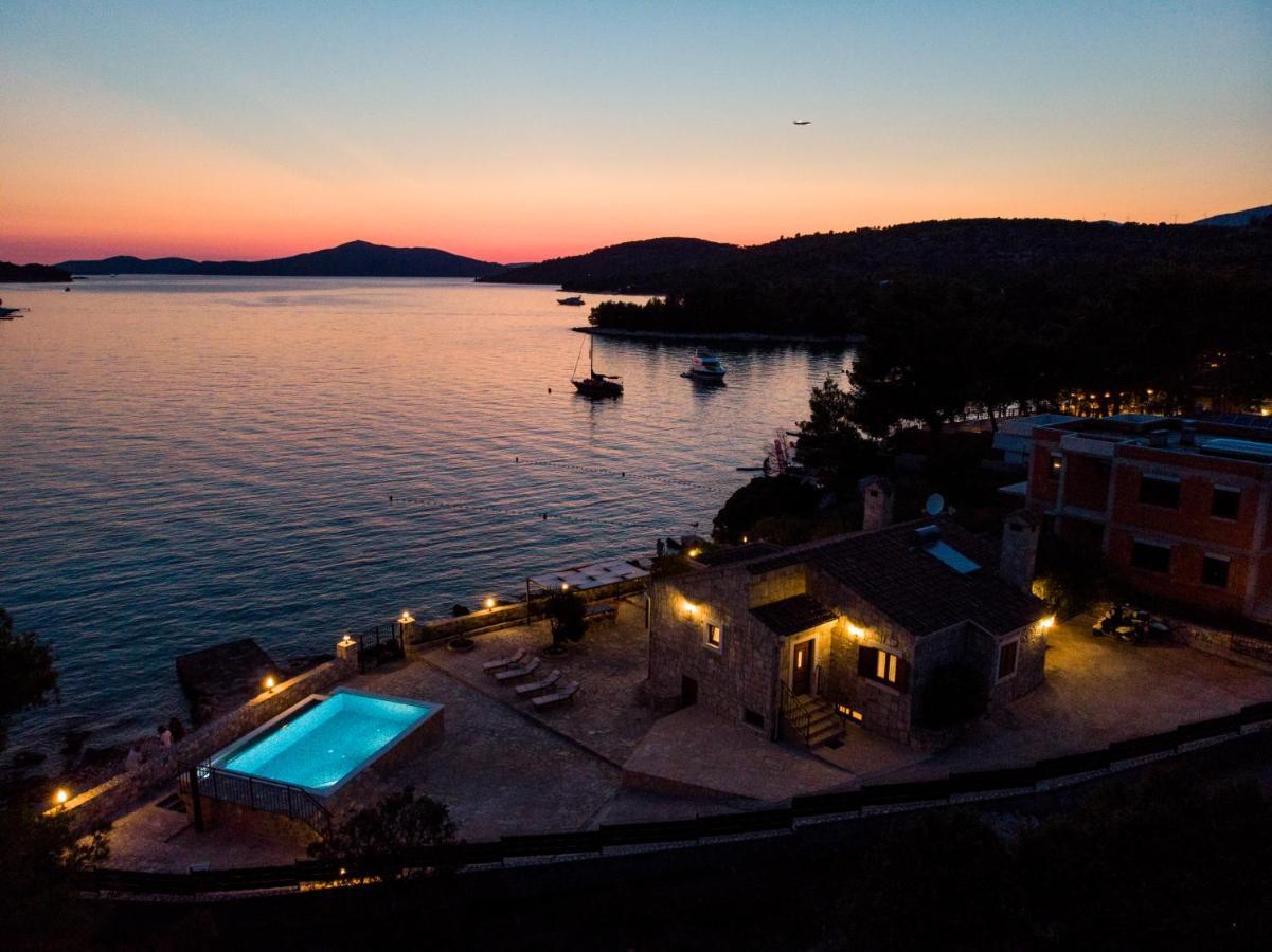 Villa Rudini With Heated Pool Okrug Gornji Luaran gambar