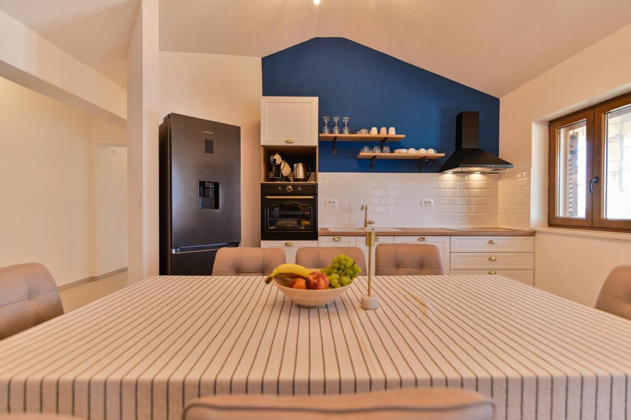 Villa Rudini With Heated Pool Okrug Gornji Luaran gambar