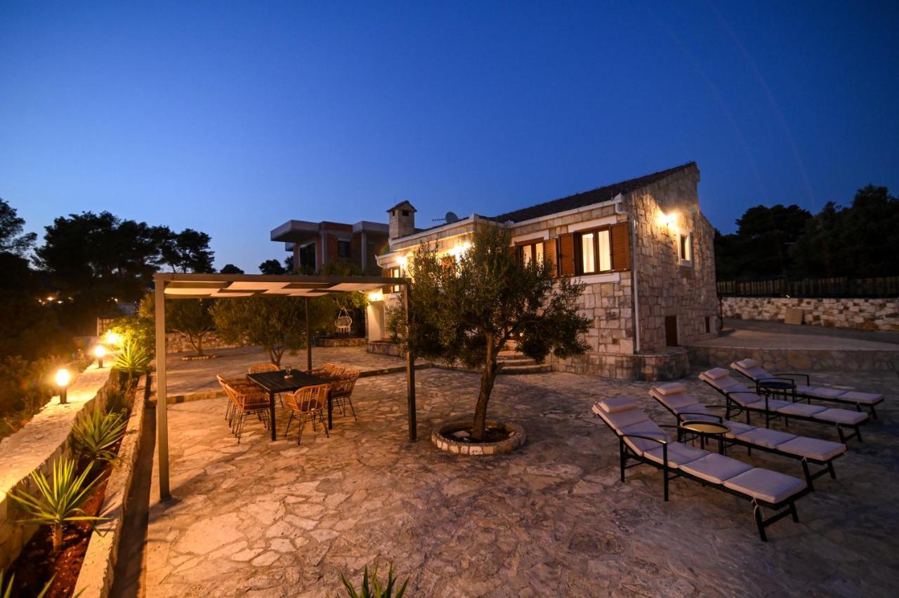 Villa Rudini With Heated Pool Okrug Gornji Luaran gambar