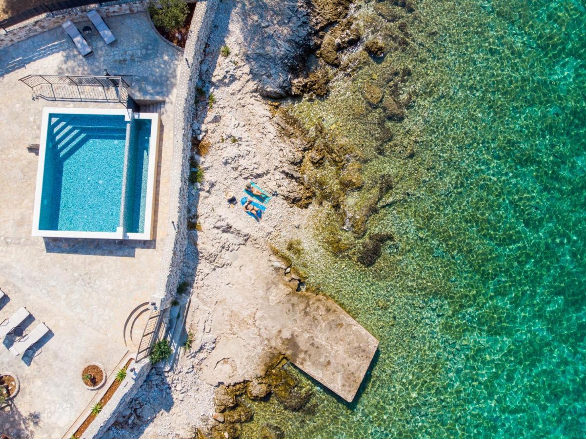 Villa Rudini With Heated Pool Okrug Gornji Luaran gambar