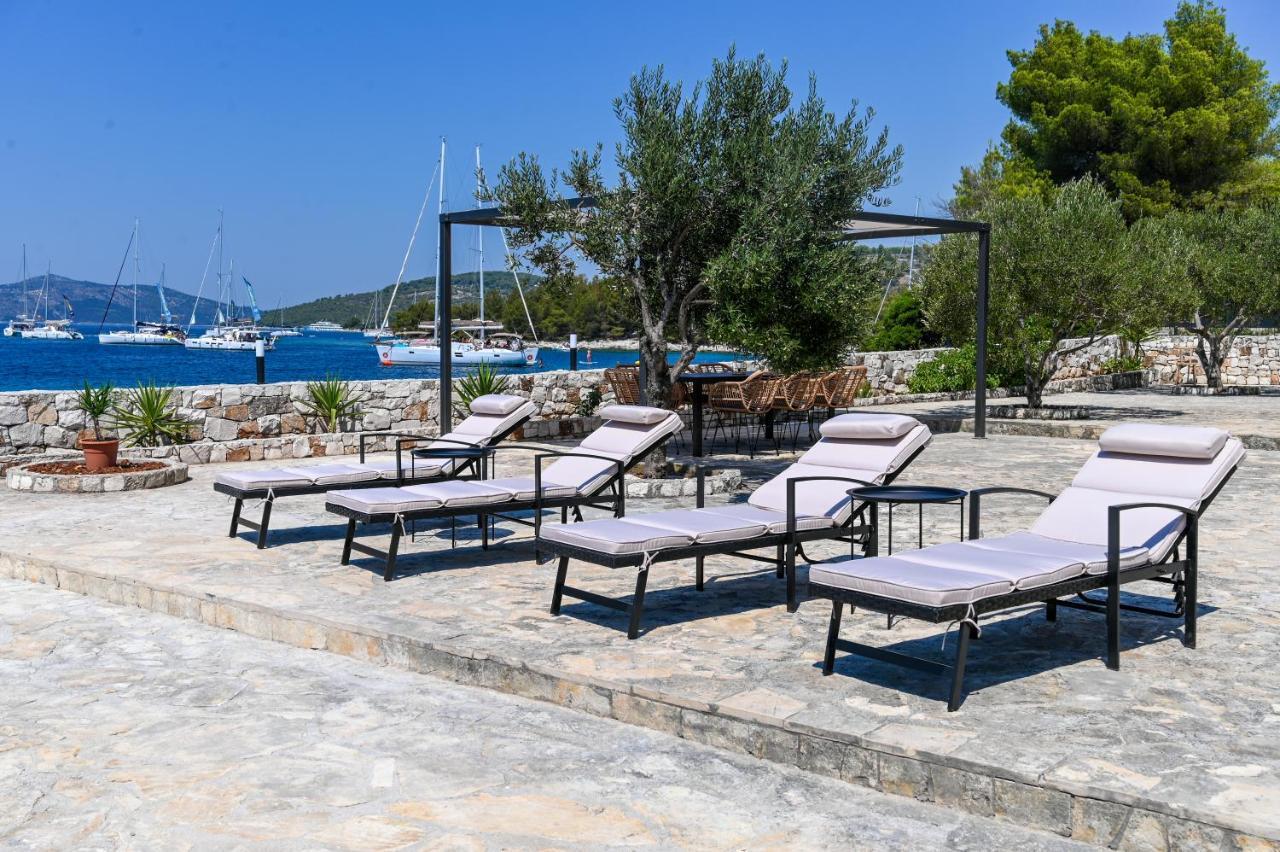 Villa Rudini With Heated Pool Okrug Gornji Luaran gambar