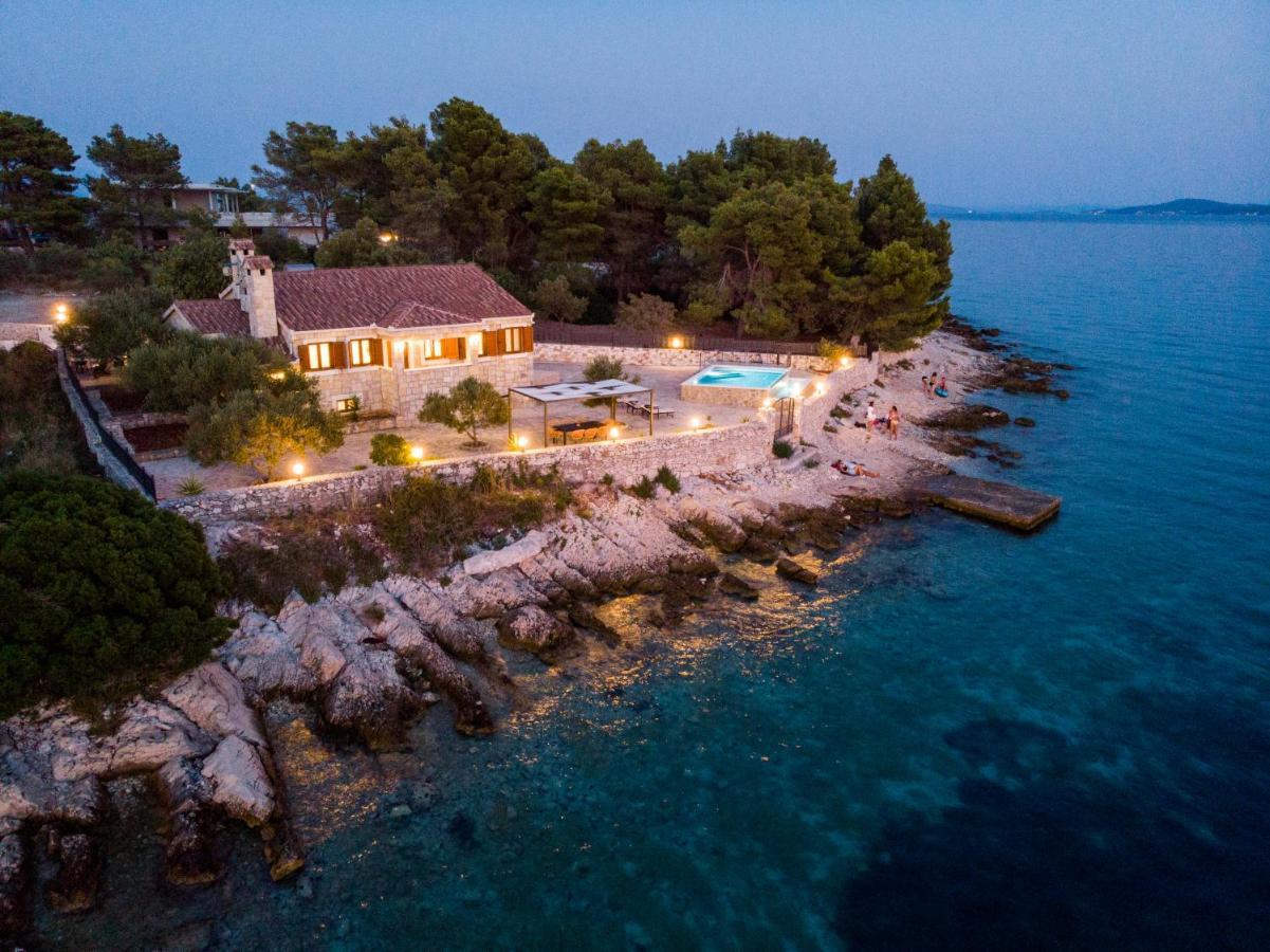 Villa Rudini With Heated Pool Okrug Gornji Luaran gambar