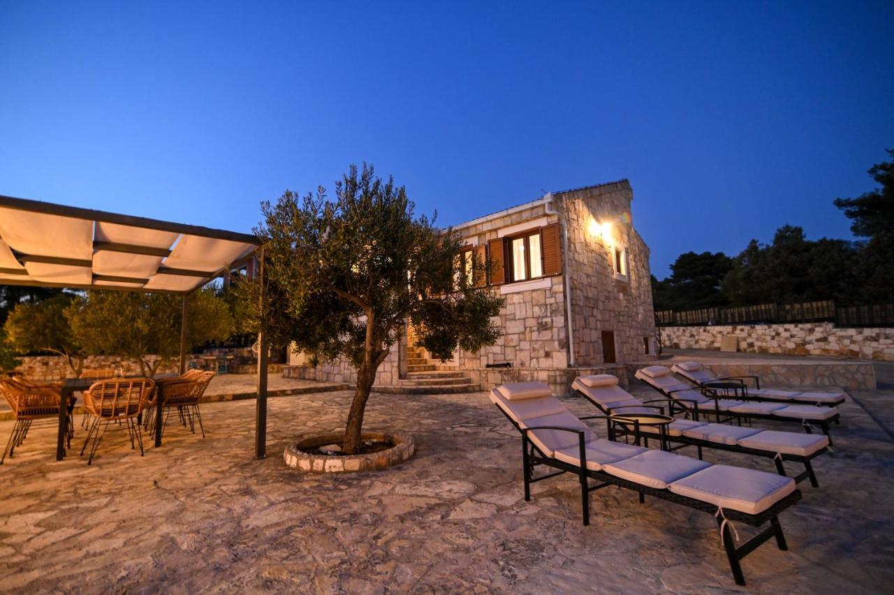 Villa Rudini With Heated Pool Okrug Gornji Luaran gambar