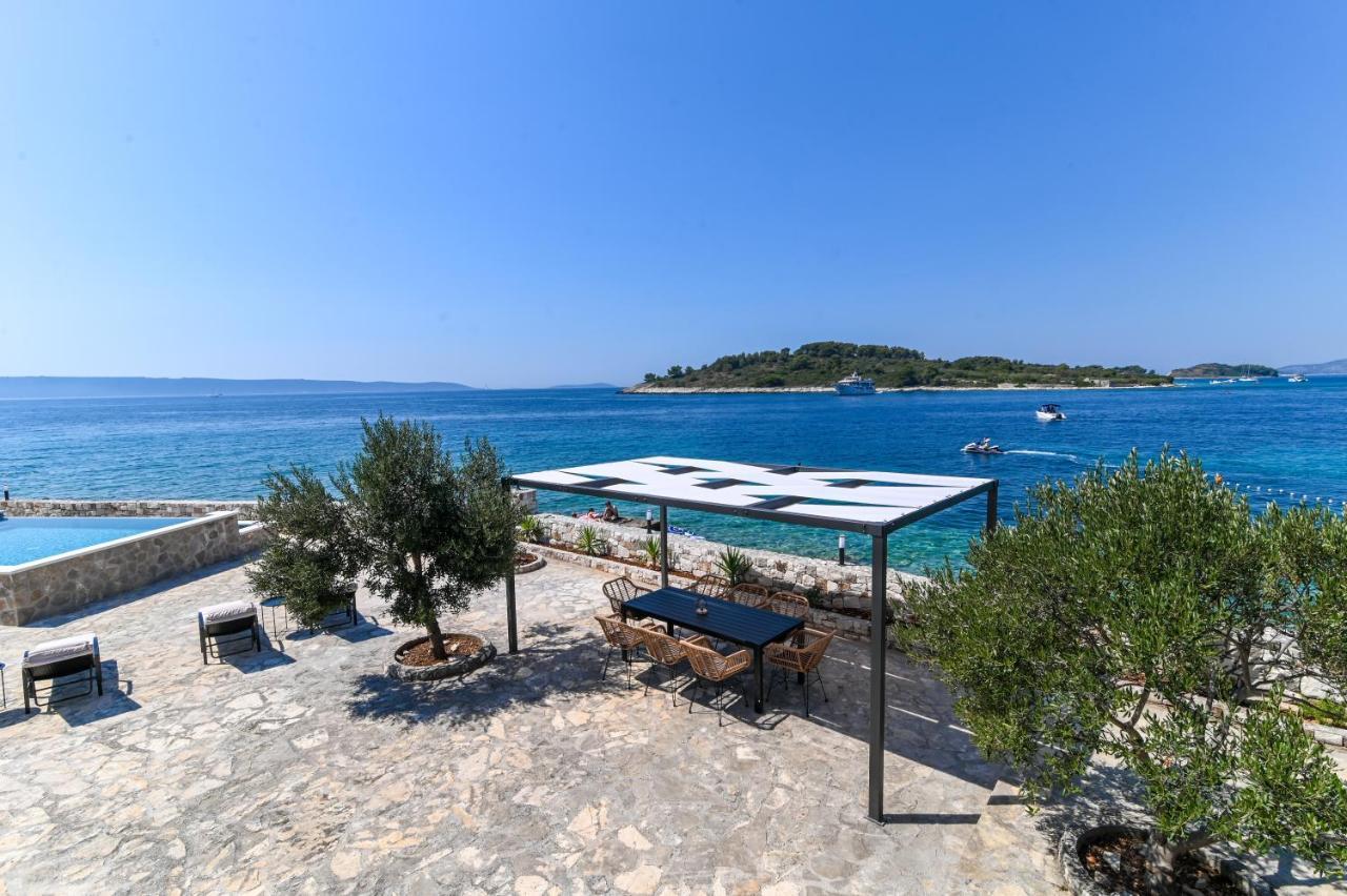 Villa Rudini With Heated Pool Okrug Gornji Luaran gambar
