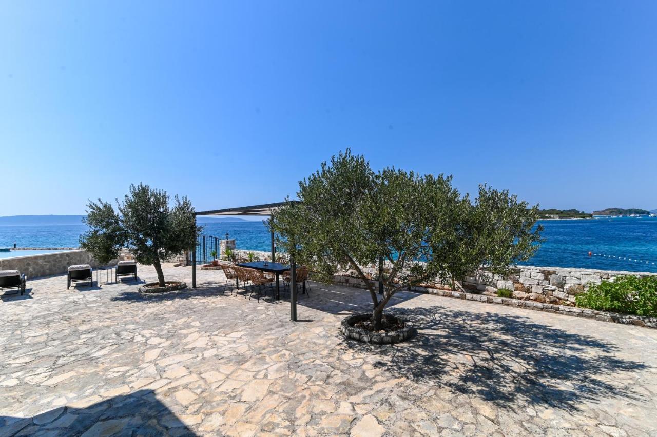 Villa Rudini With Heated Pool Okrug Gornji Luaran gambar