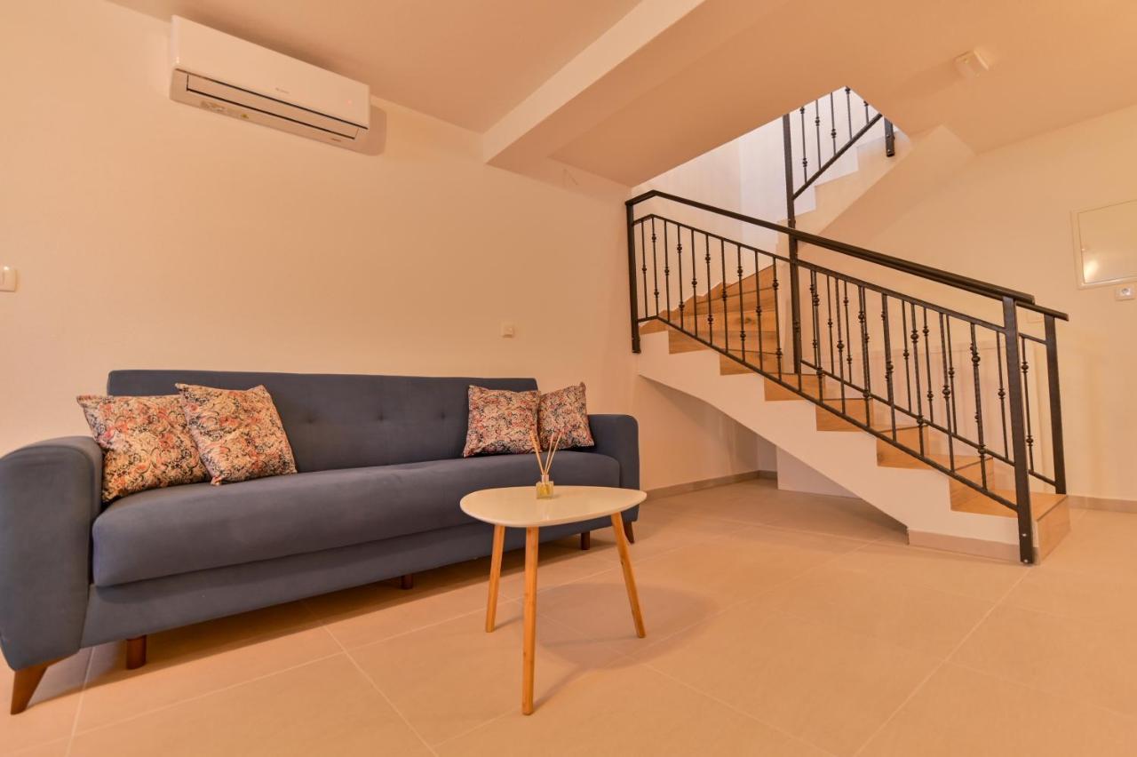 Villa Rudini With Heated Pool Okrug Gornji Luaran gambar